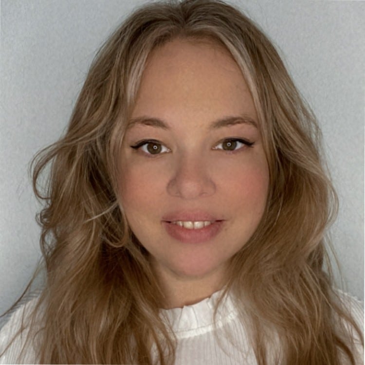 Lucie Üncücan-Daucourt - Entreprise IT suisse